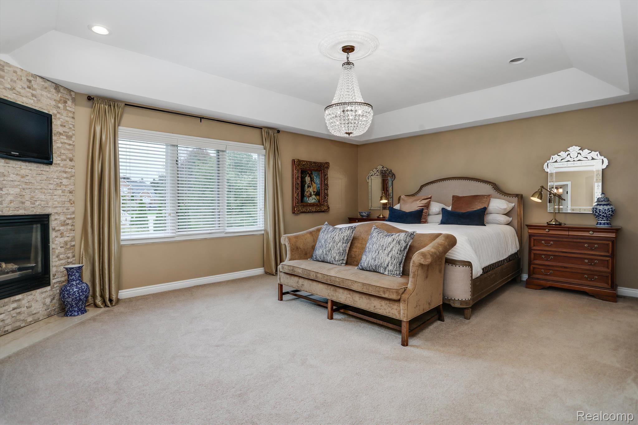 2670 Harrow Way
