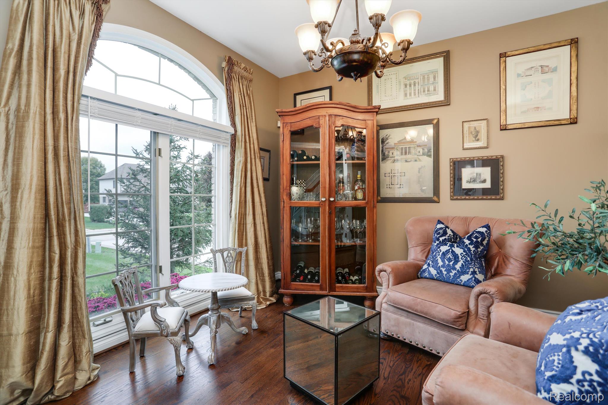 2670 Harrow Way