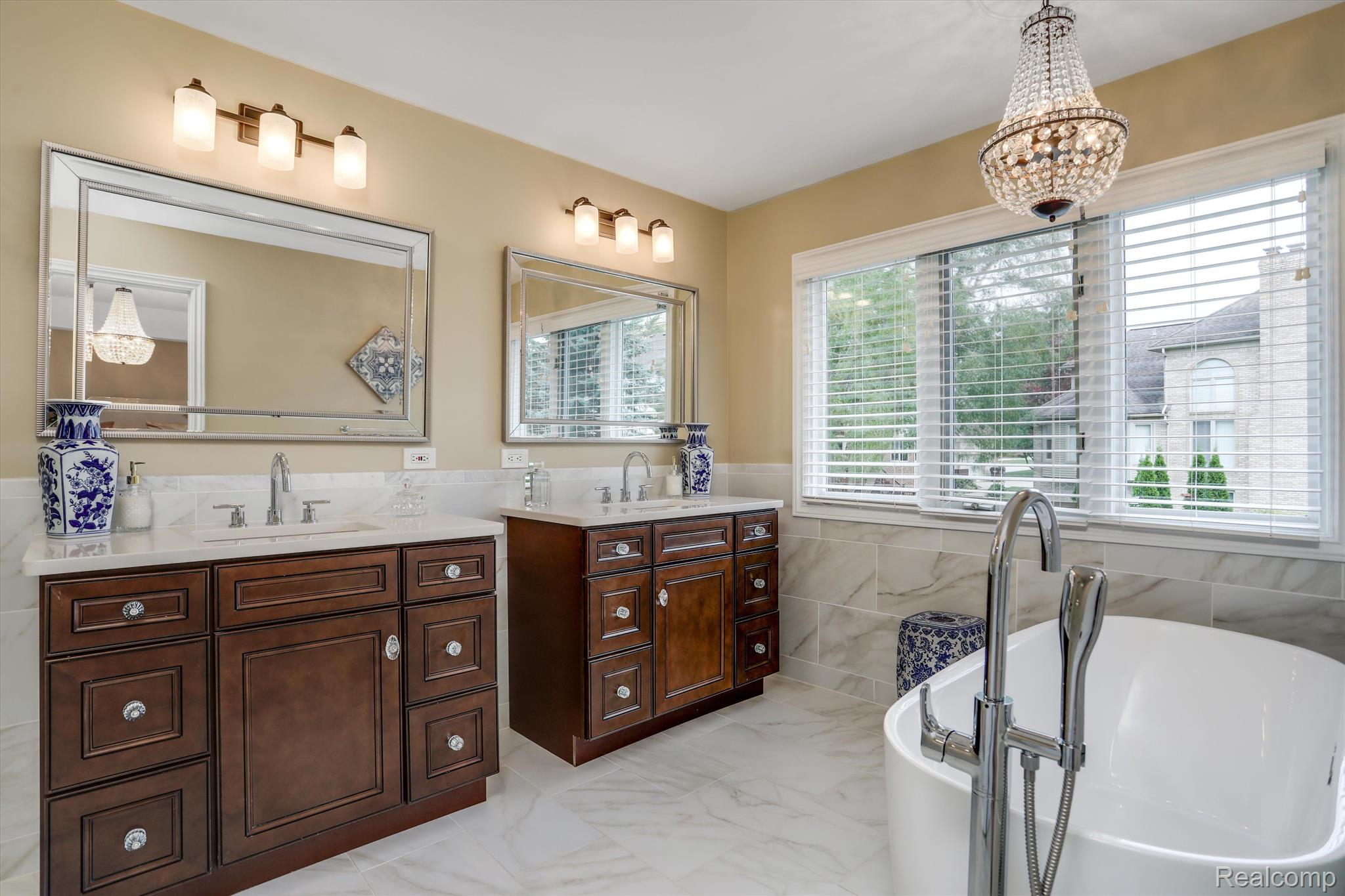 2670 Harrow Way