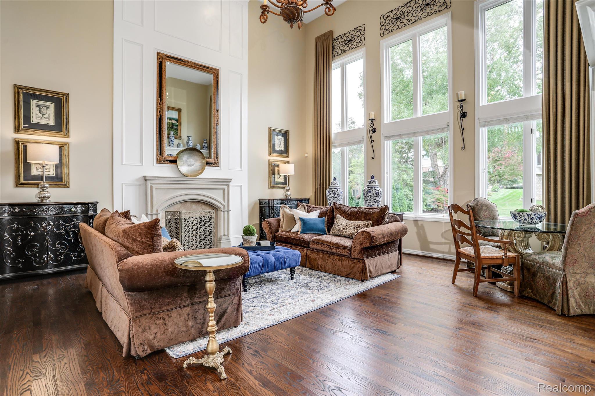 2670 Harrow Way