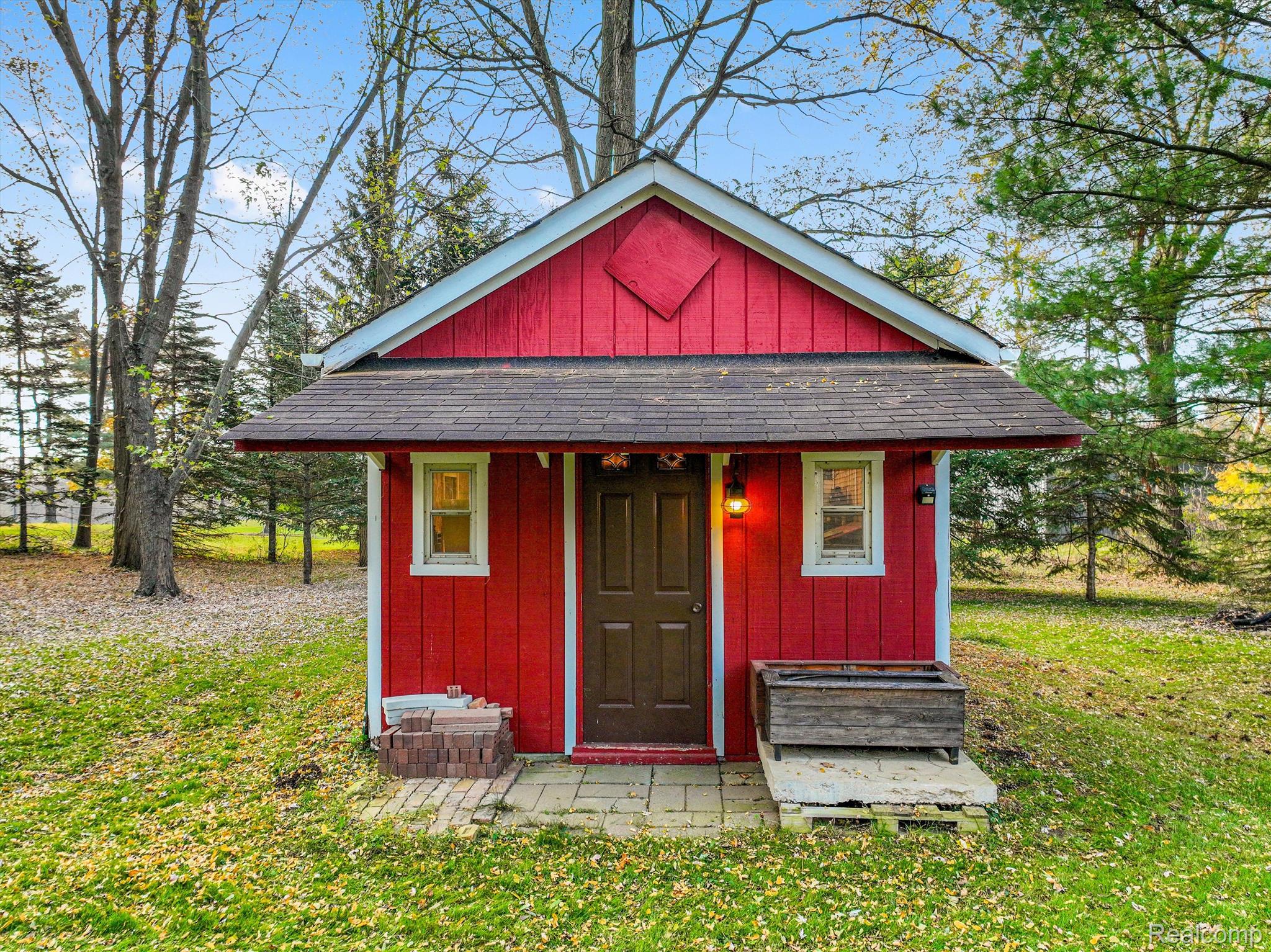 135 HOMER TAYLOR Drive
