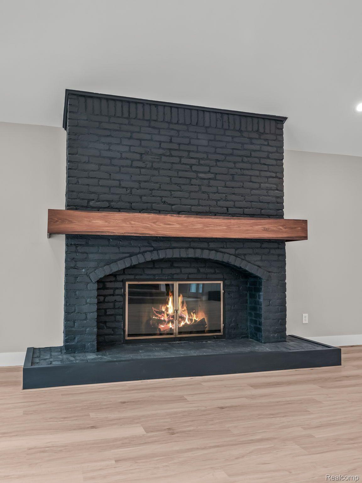 1186 ARBROAK Way