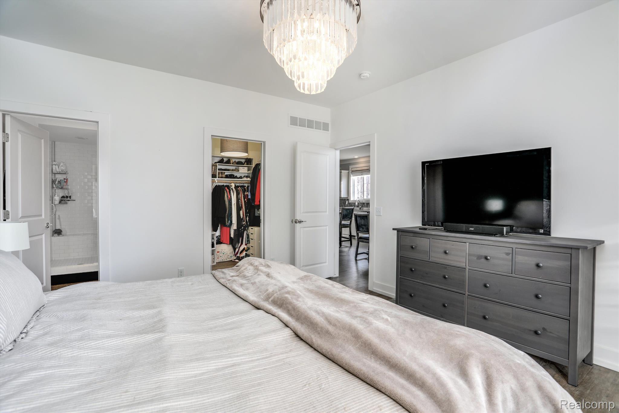 2108 AUSTIN Drive