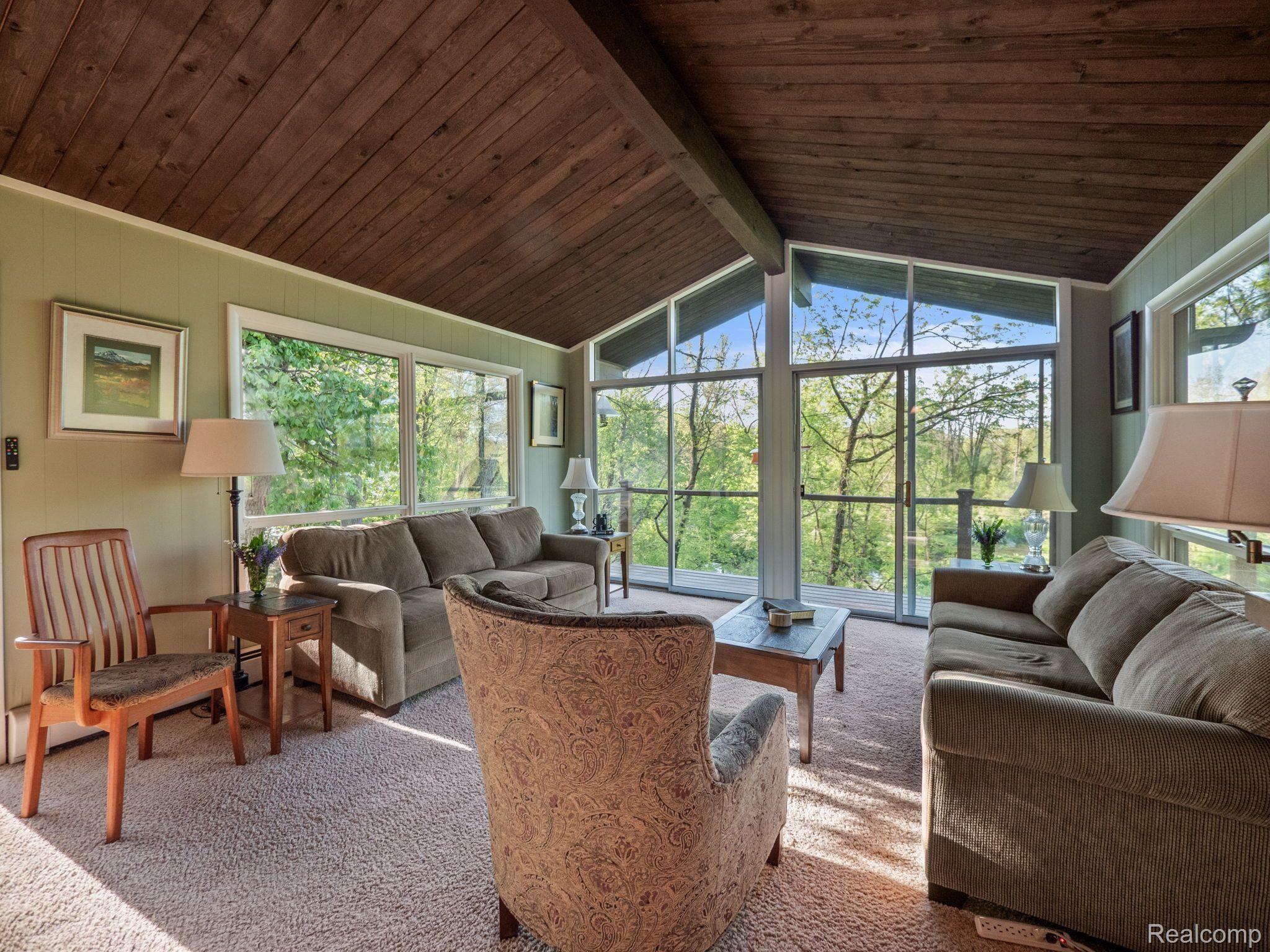 971 Dutton Road