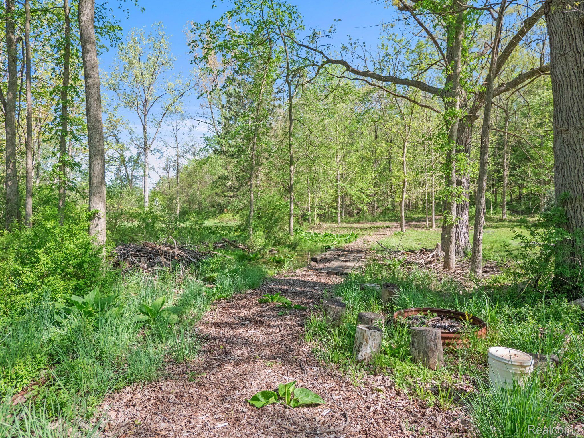 971 Dutton Road