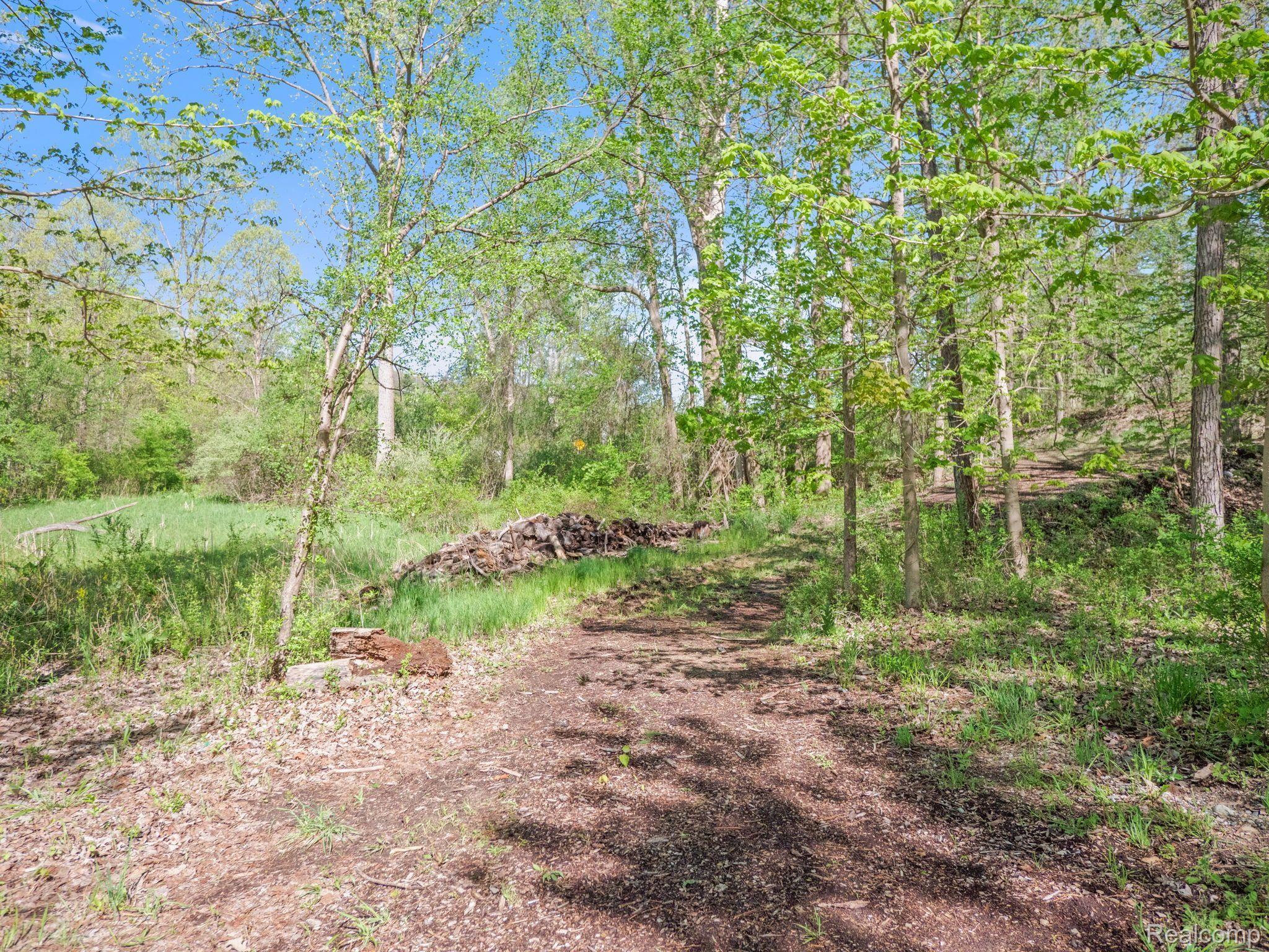 971 Dutton Road