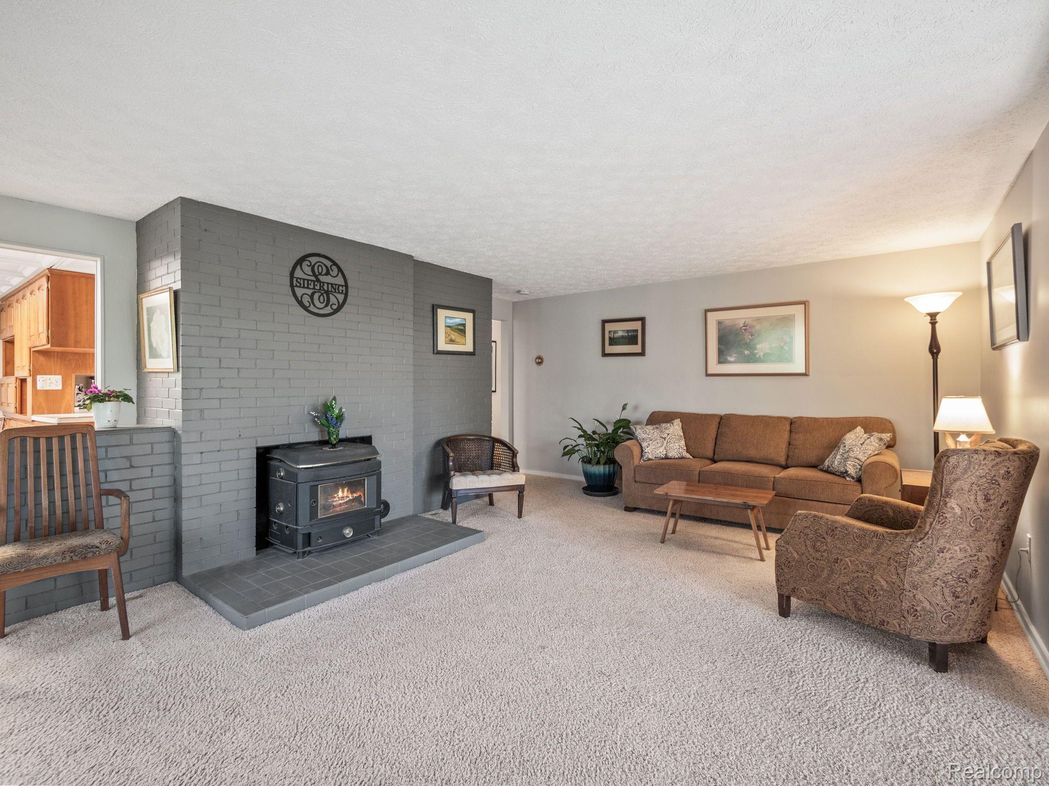 971 Dutton Road