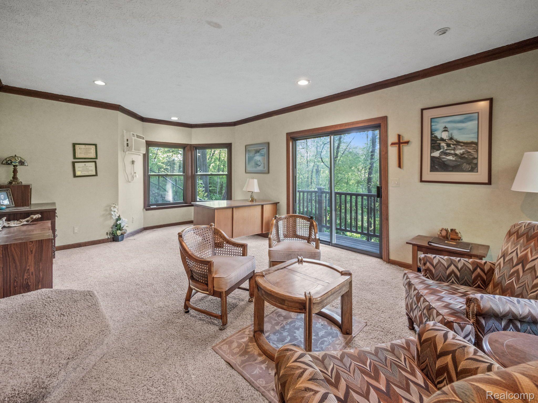 971 Dutton Road