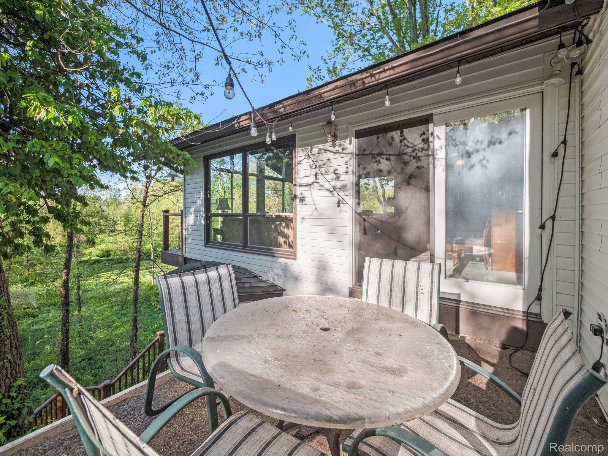 971 Dutton Road