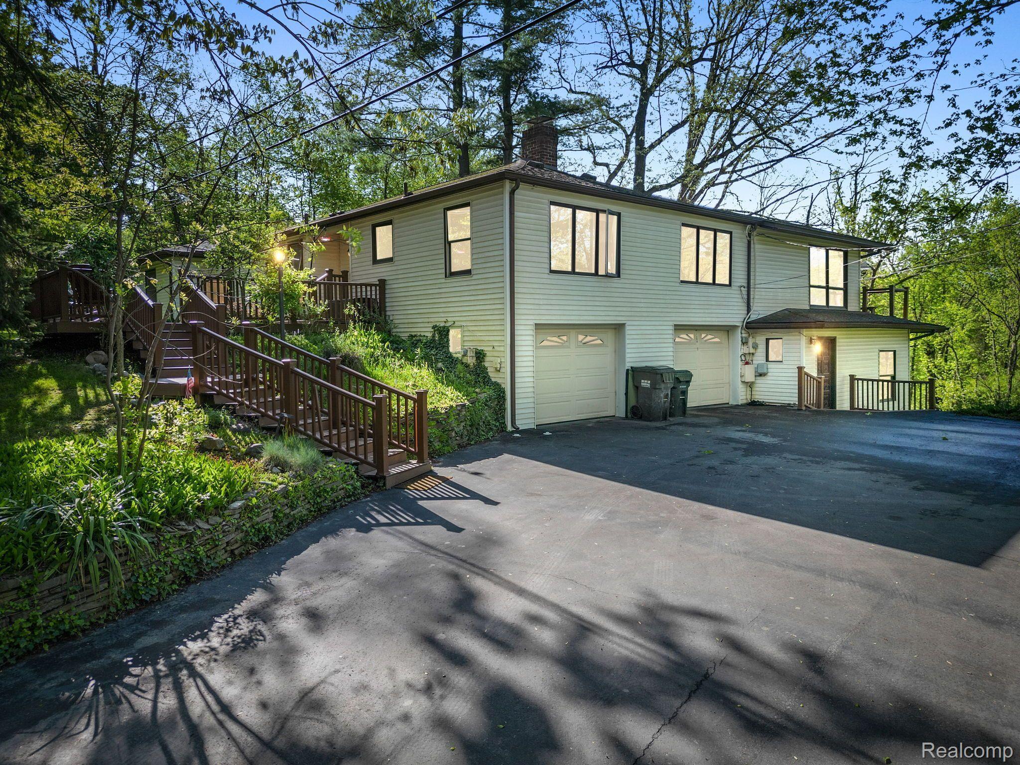 971 Dutton Road