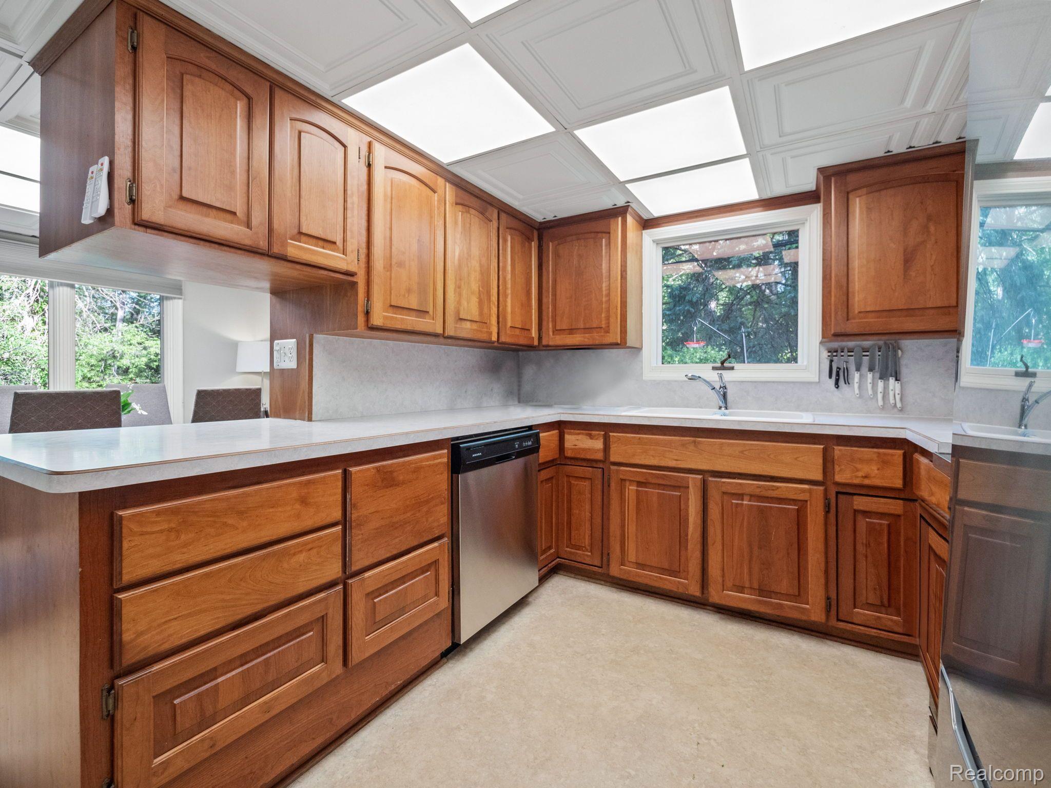 971 Dutton Road