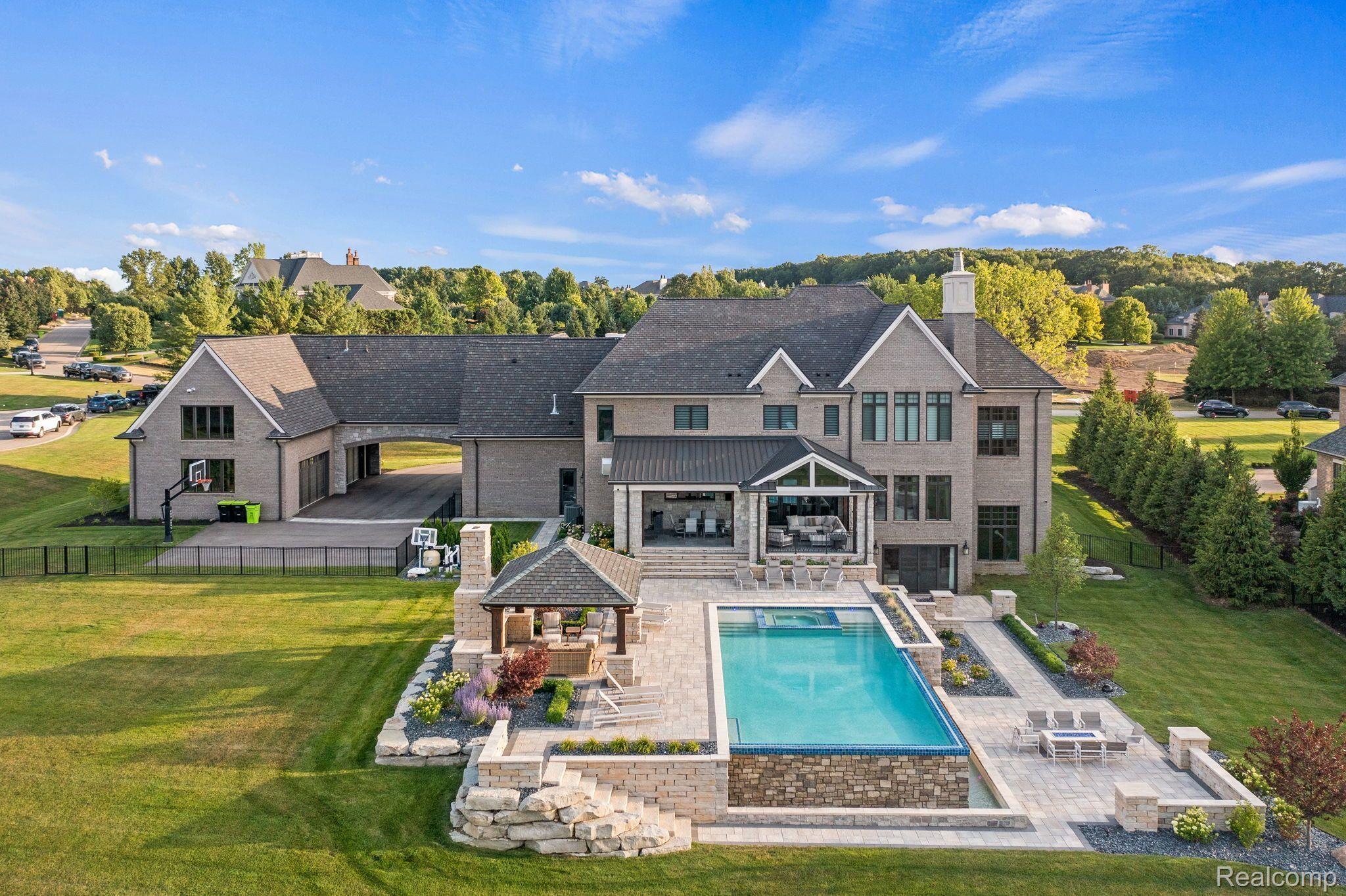 5105 ORCHARD RIDGE Drive