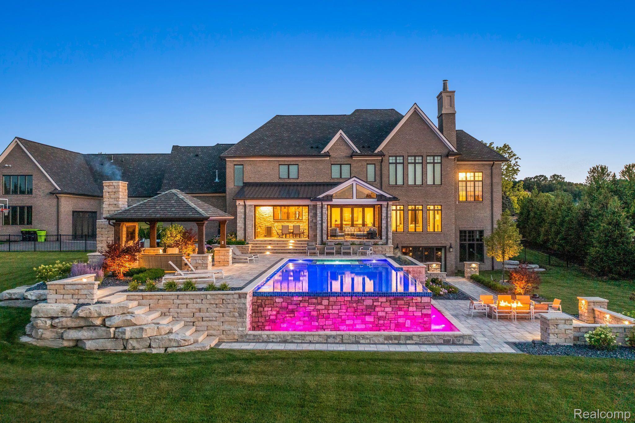 5105 ORCHARD RIDGE Drive