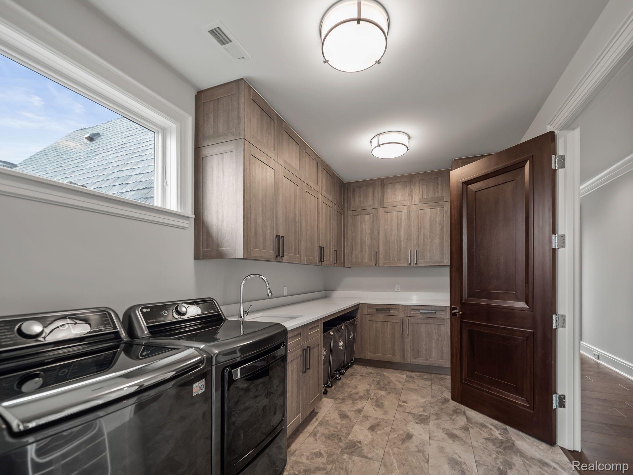 5105 ORCHARD RIDGE Drive