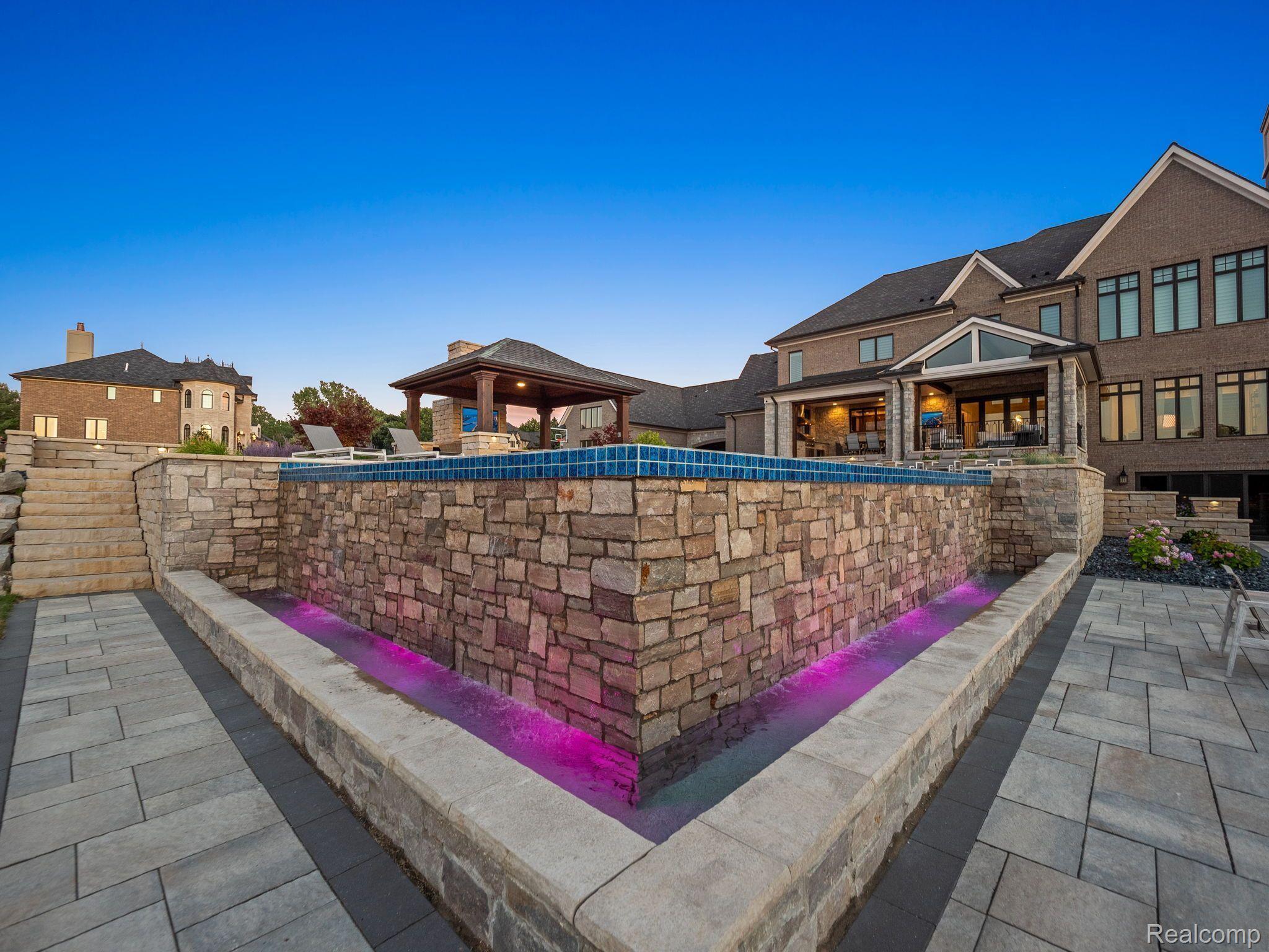 5105 ORCHARD RIDGE Drive