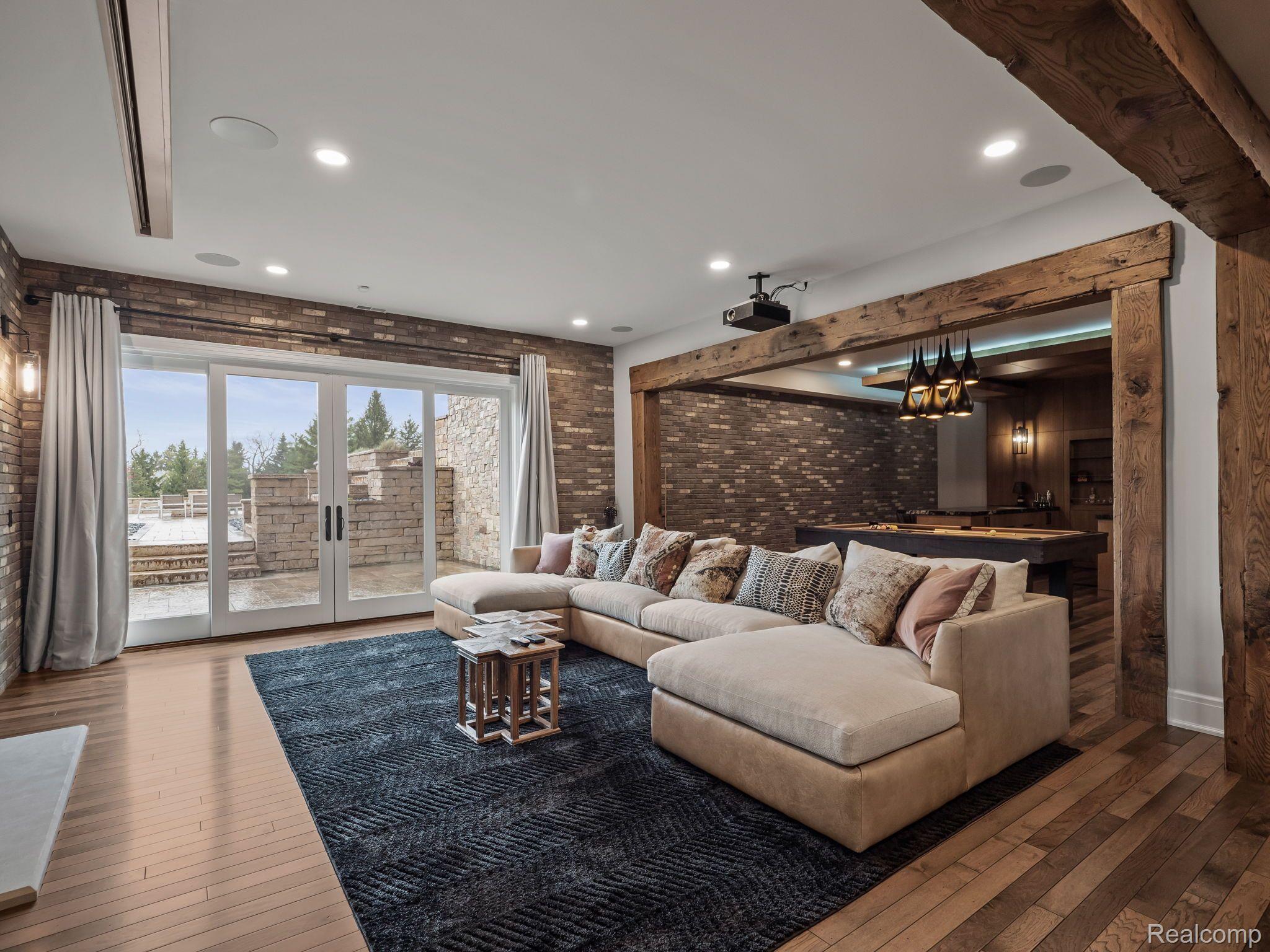 5105 ORCHARD RIDGE Drive