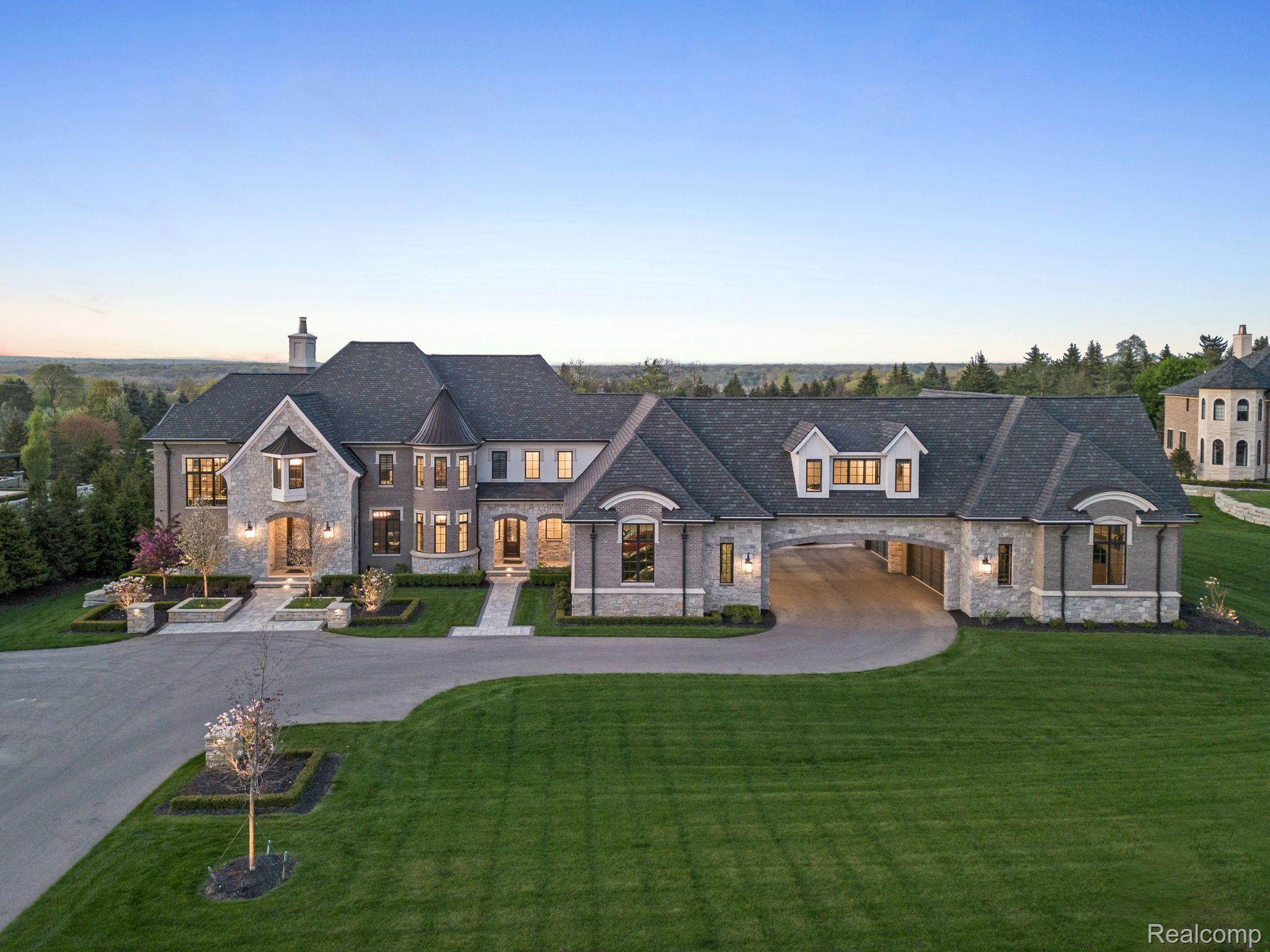 5105 ORCHARD RIDGE Drive