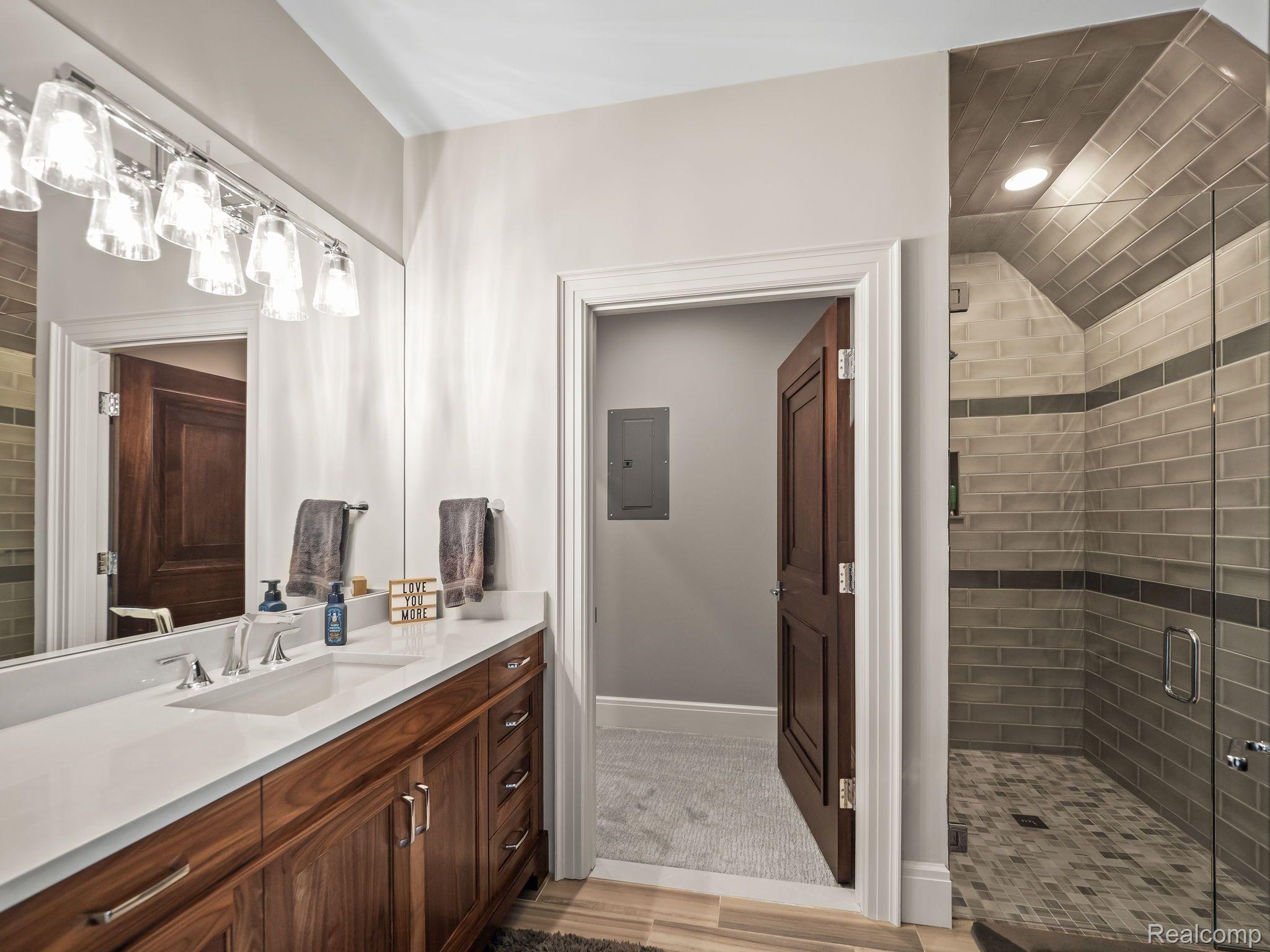 5105 ORCHARD RIDGE Drive