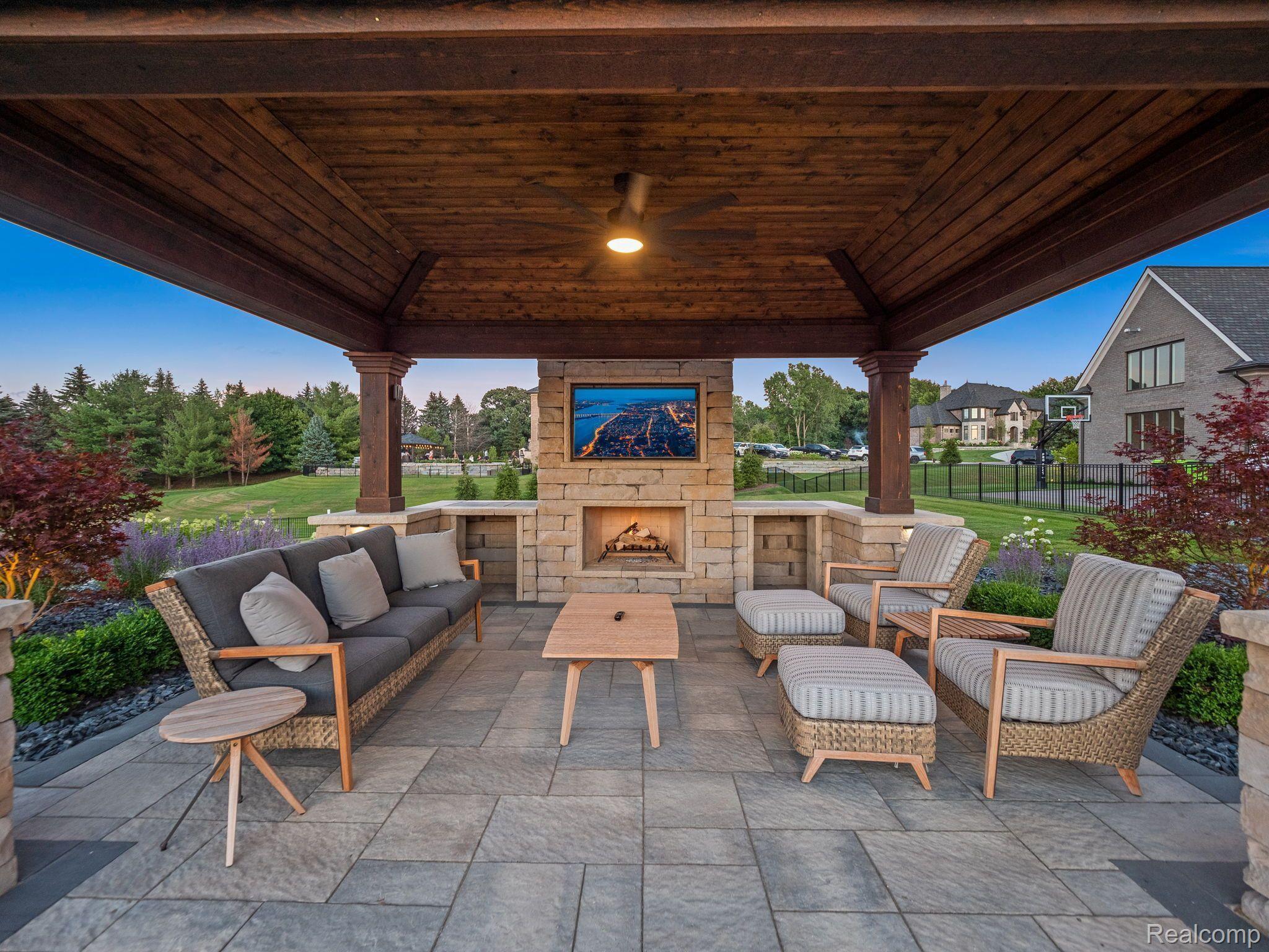 5105 ORCHARD RIDGE Drive