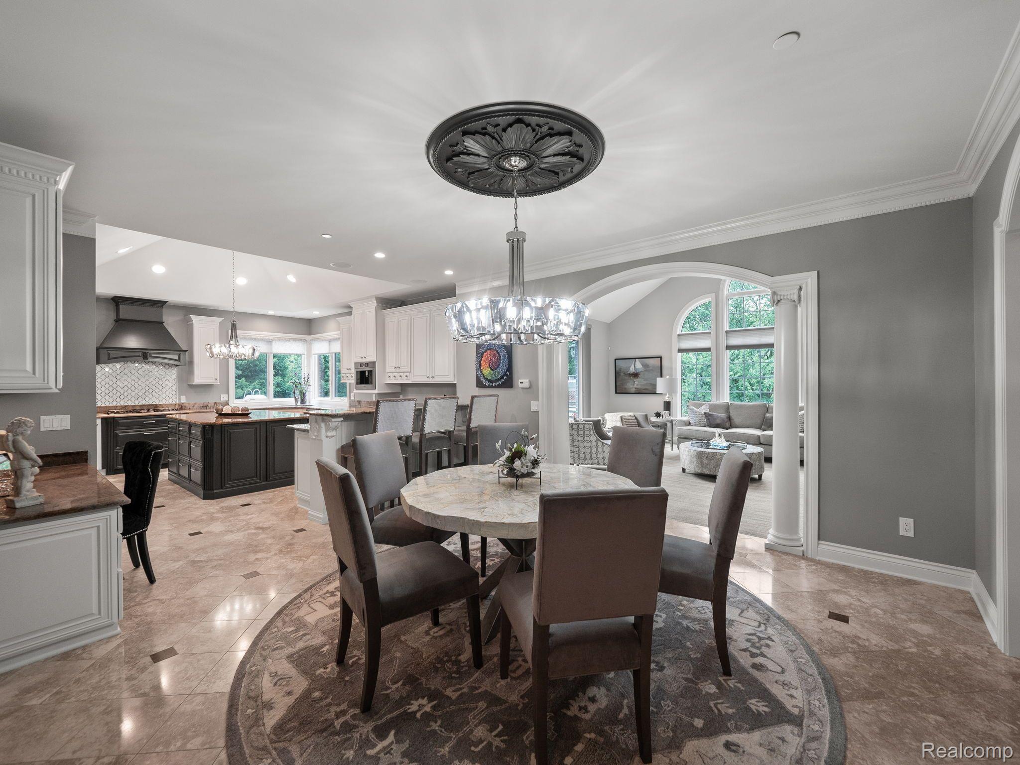 2456 Pond Vallee Drive