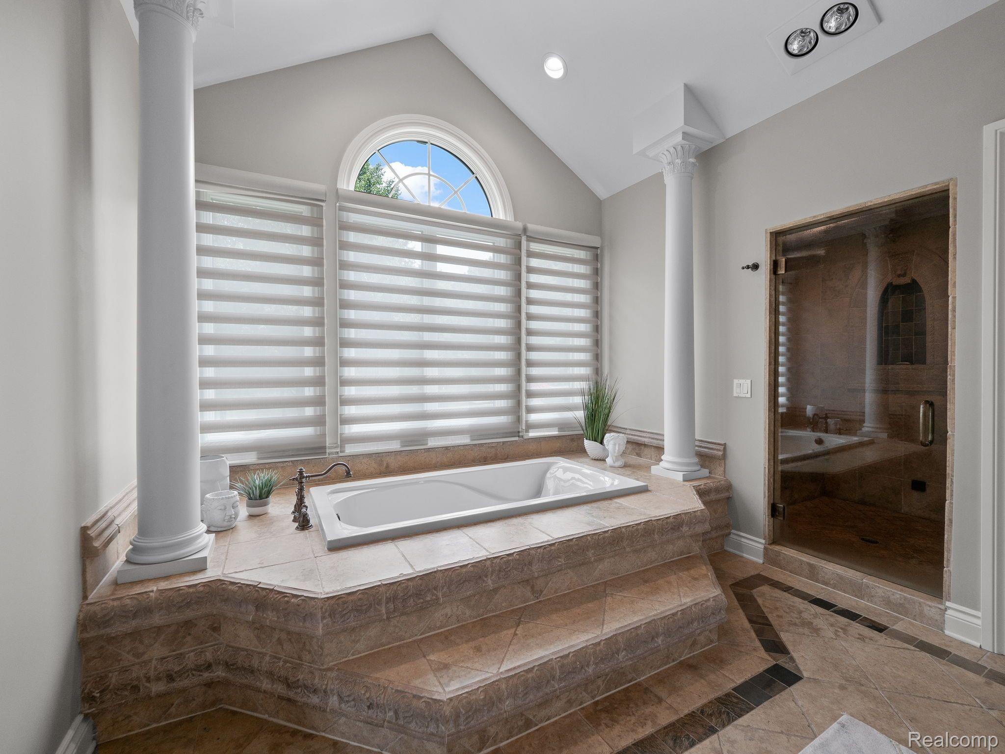 2456 Pond Vallee Drive