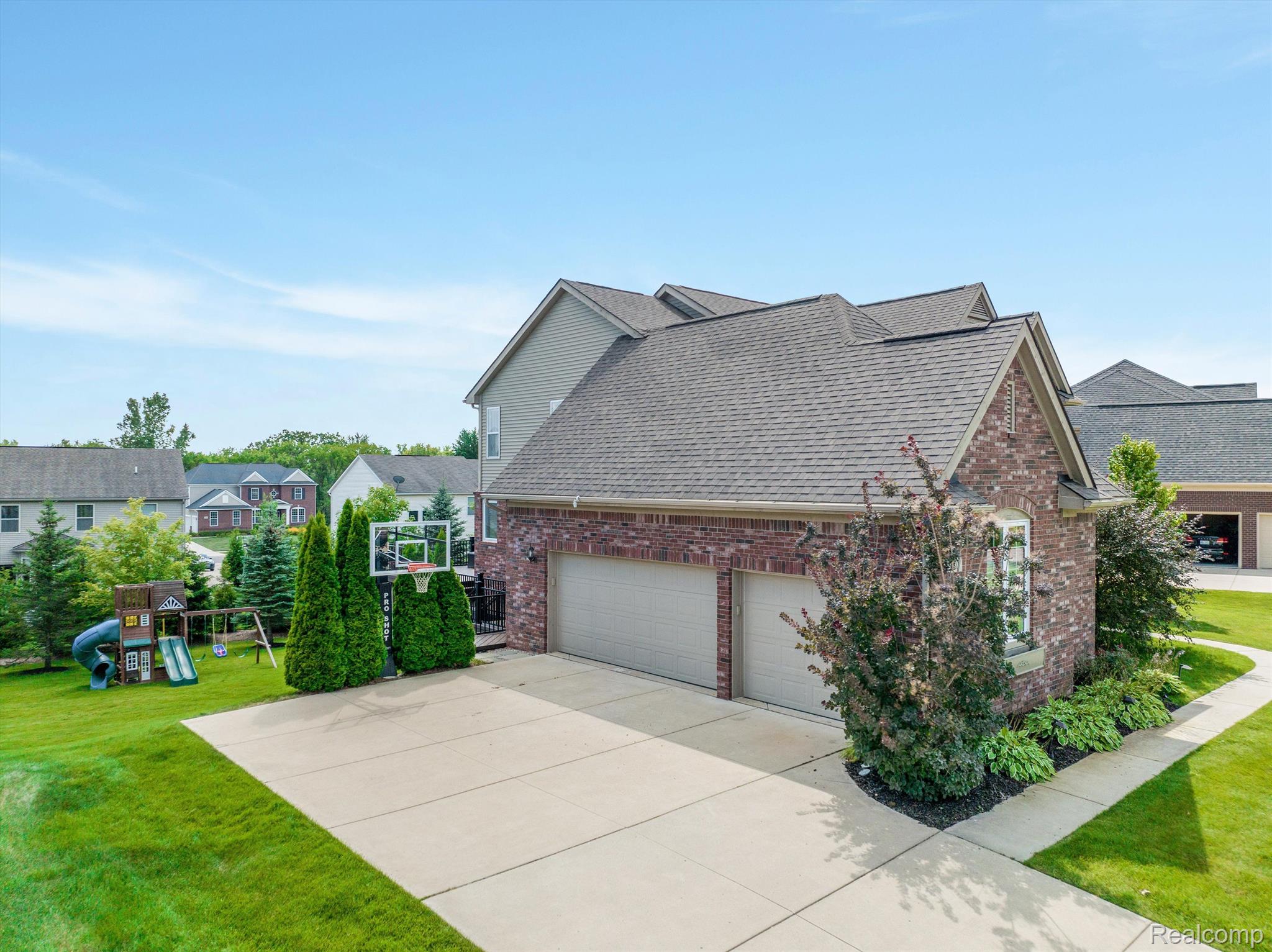 180 Mill House Drive Drive