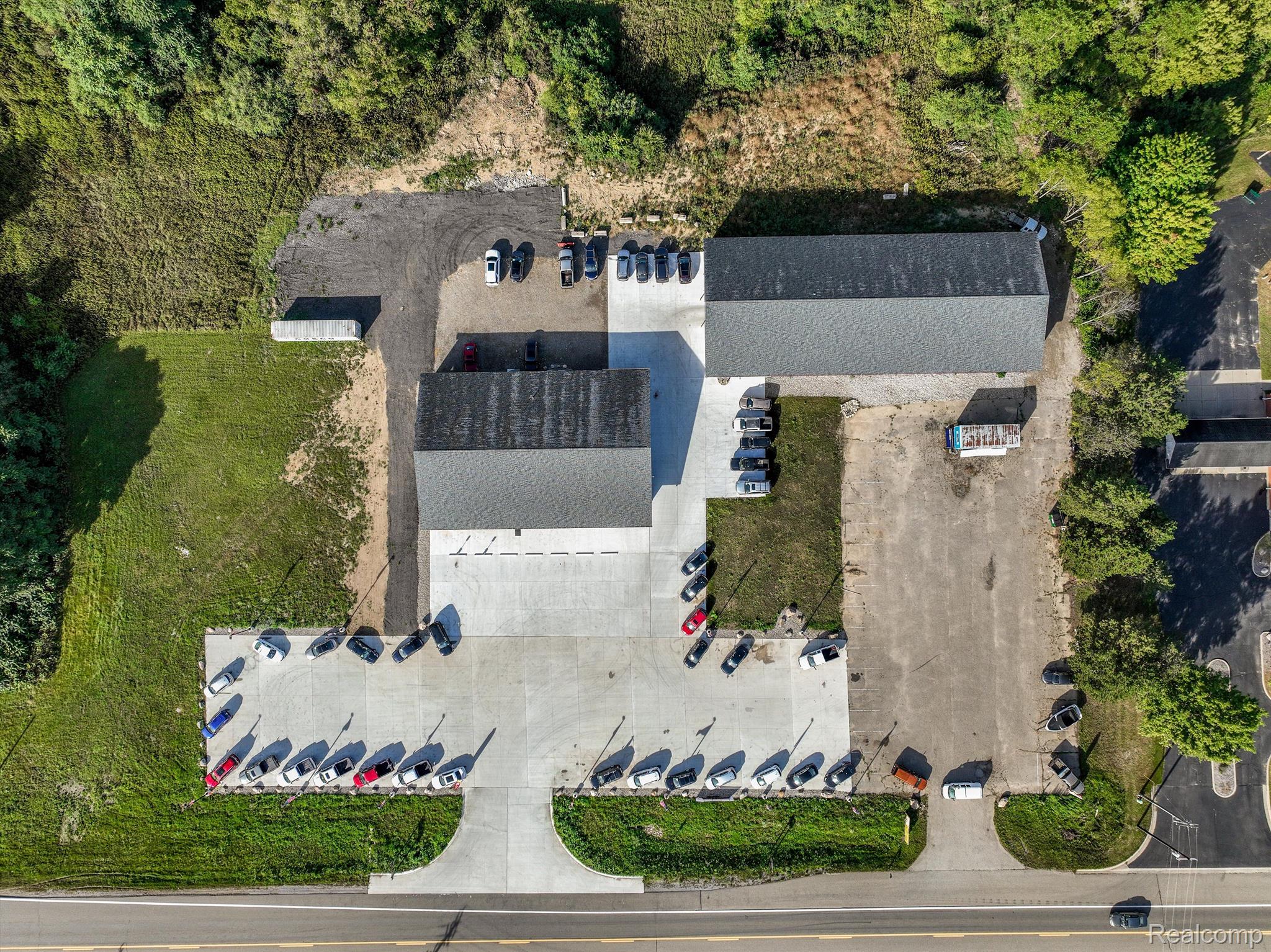 3420 S Lapeer