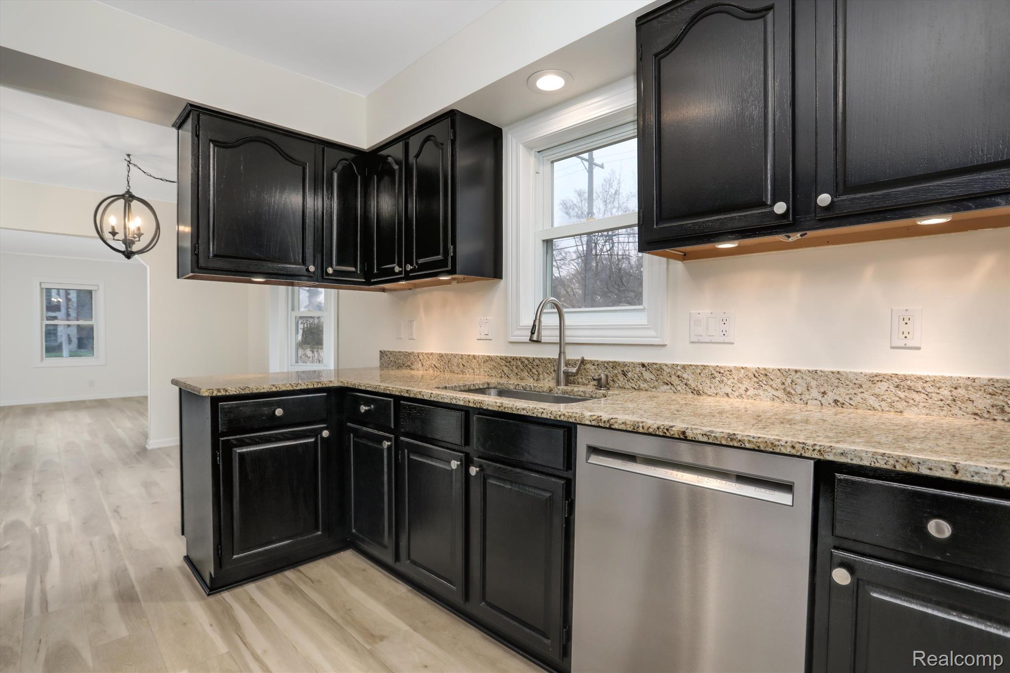 303 Woodward Avenue