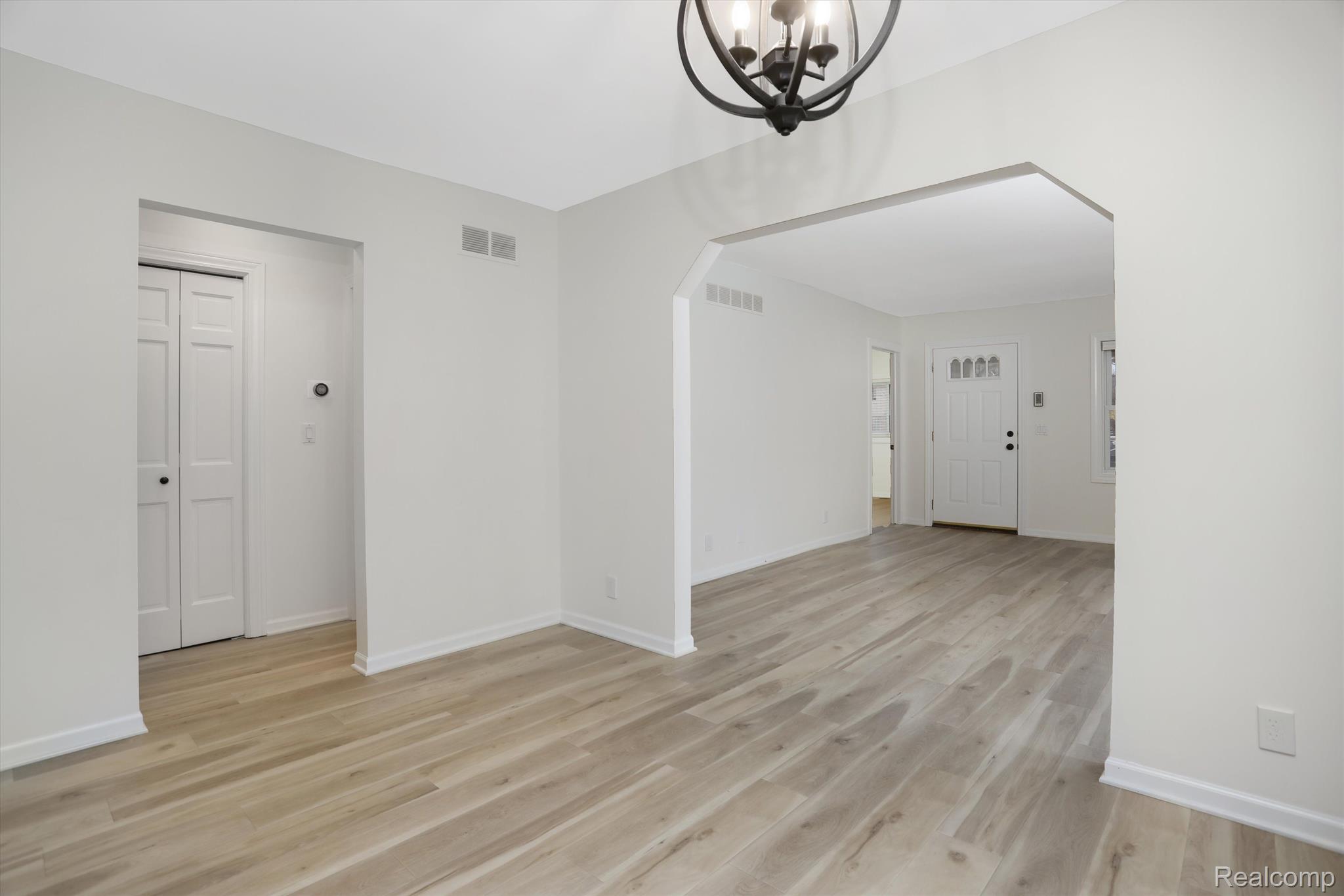 303 Woodward Avenue