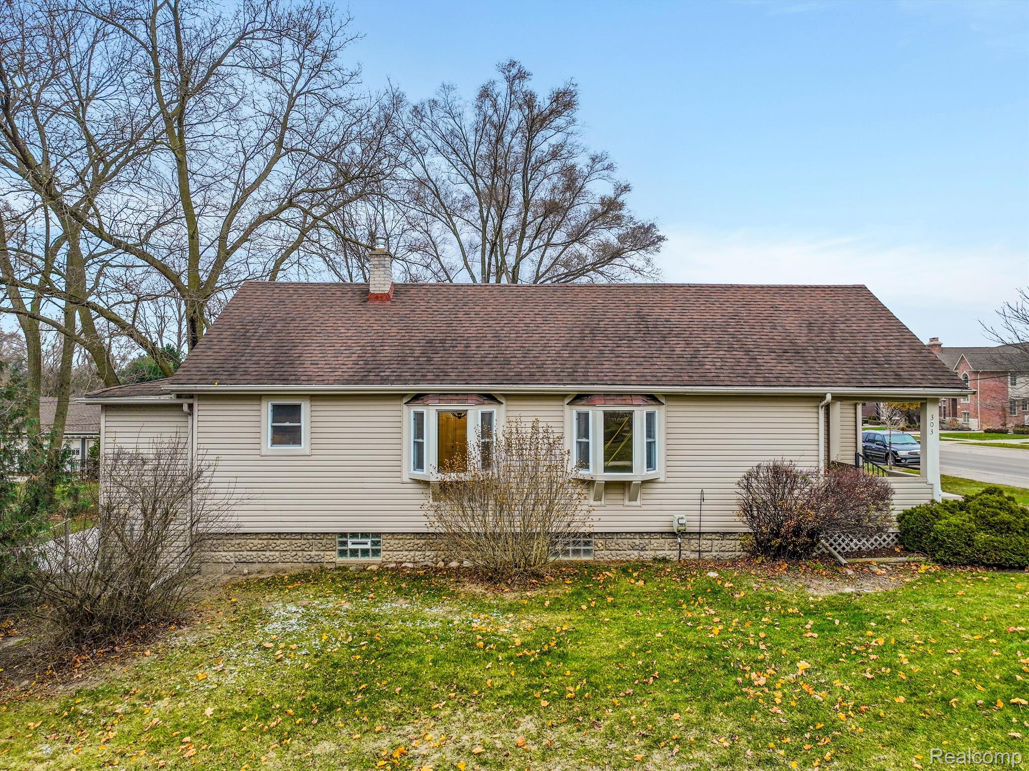 303 Woodward Avenue