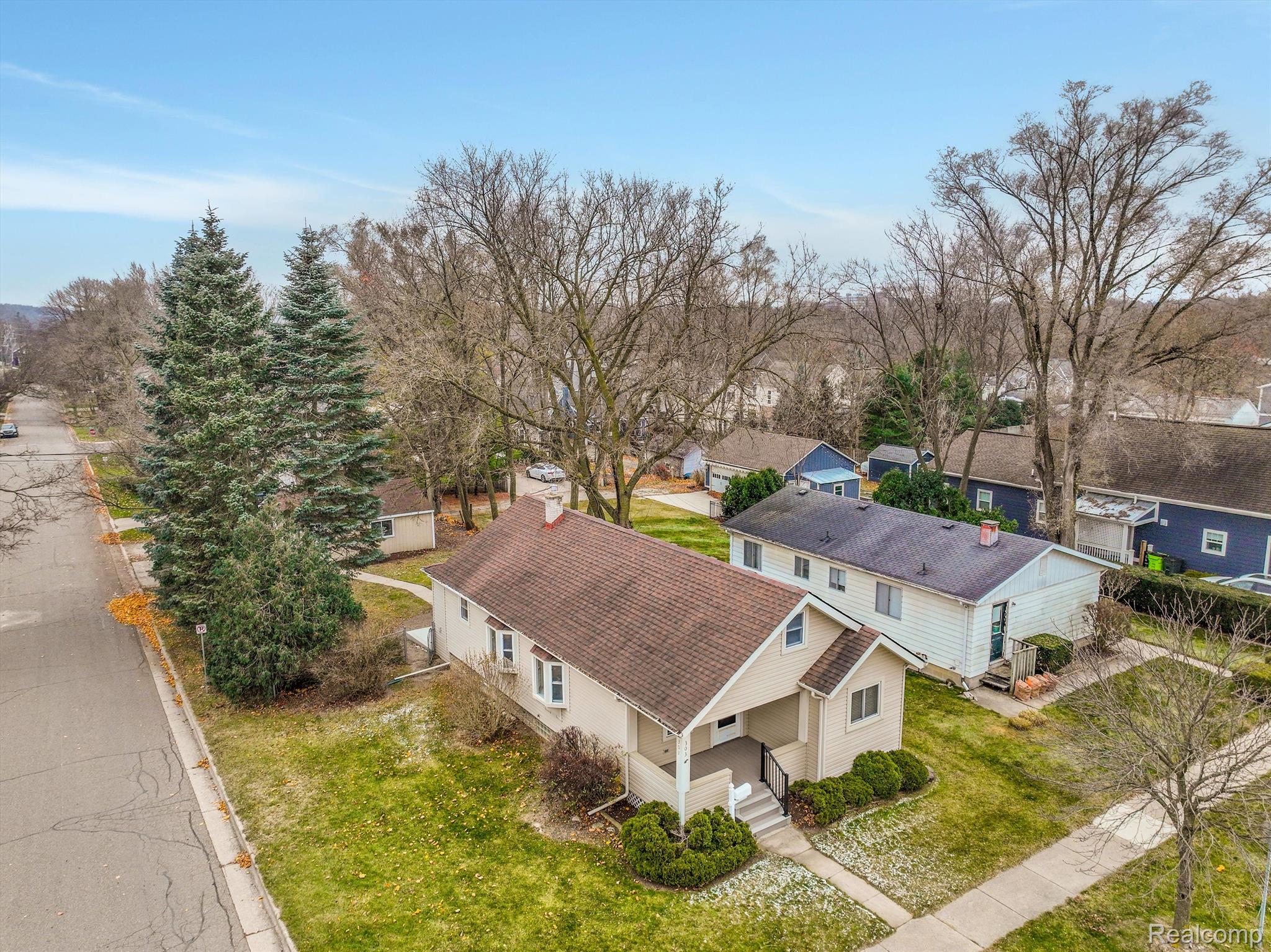 303 Woodward Avenue