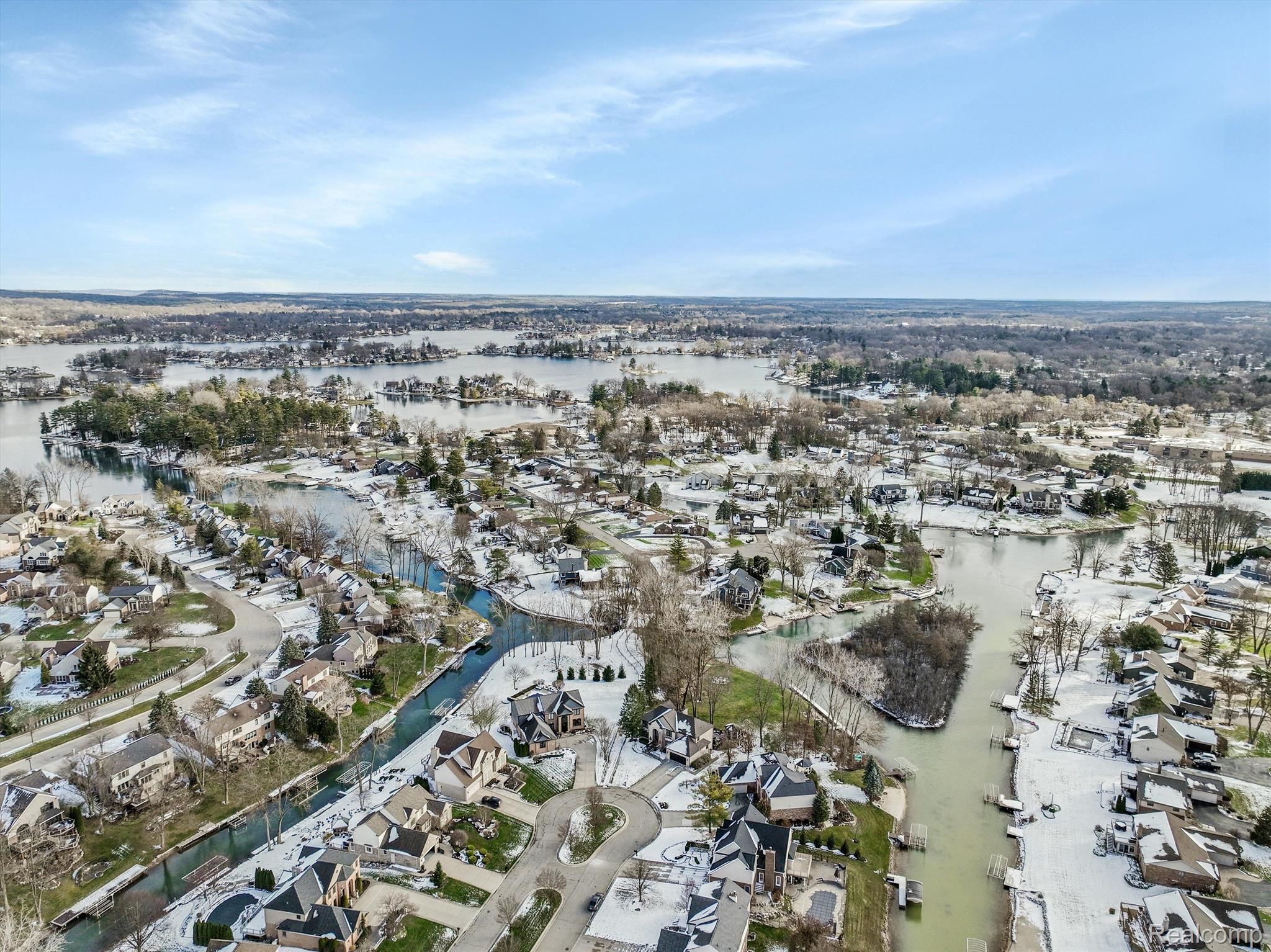 1303 MARINA POINTE Boulevard