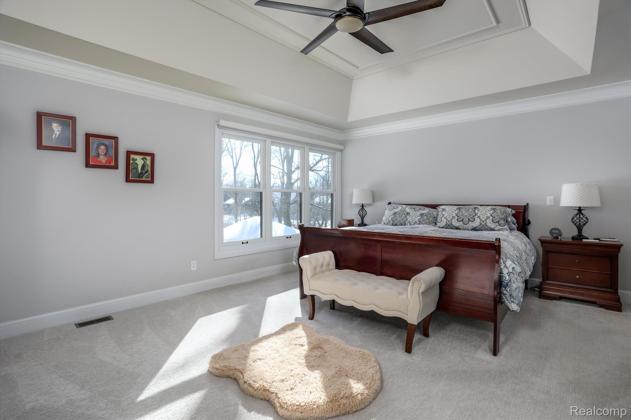 1303 MARINA POINTE Boulevard