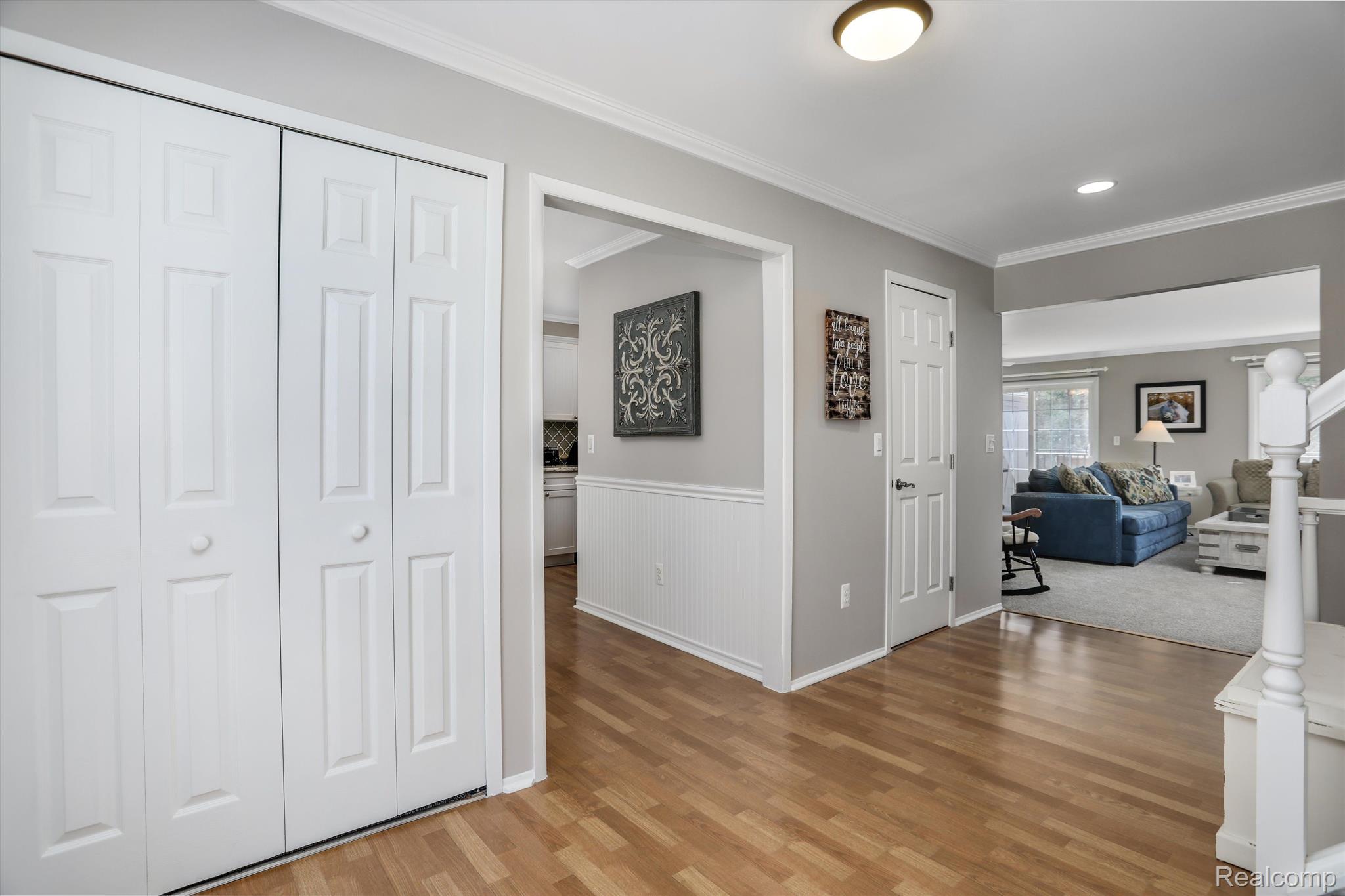 1357 AUTUMN Lane