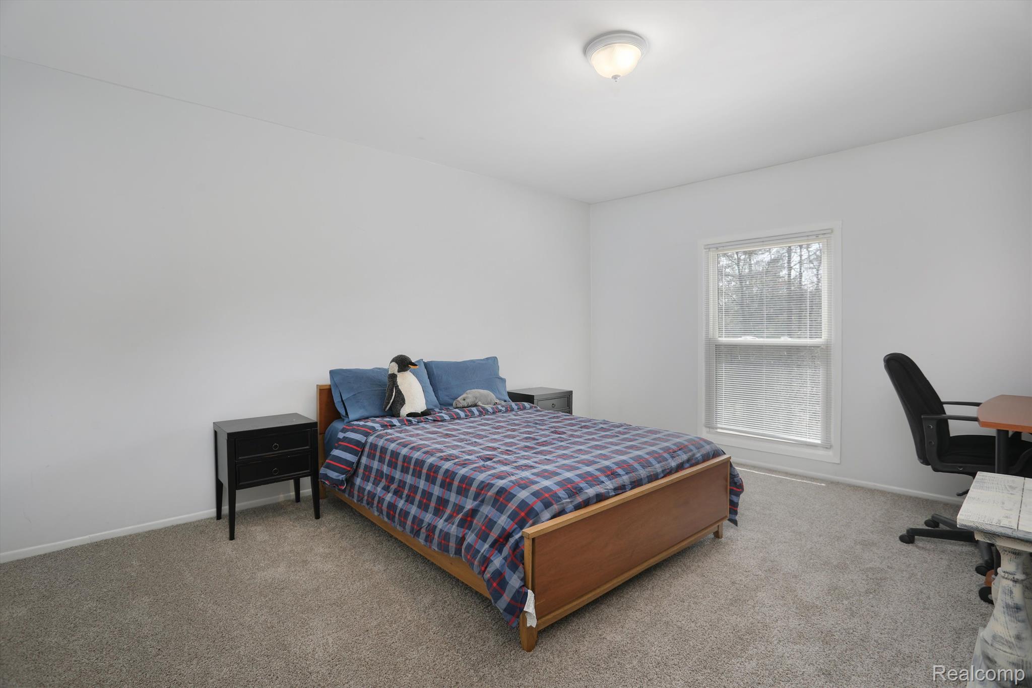 1357 AUTUMN Lane