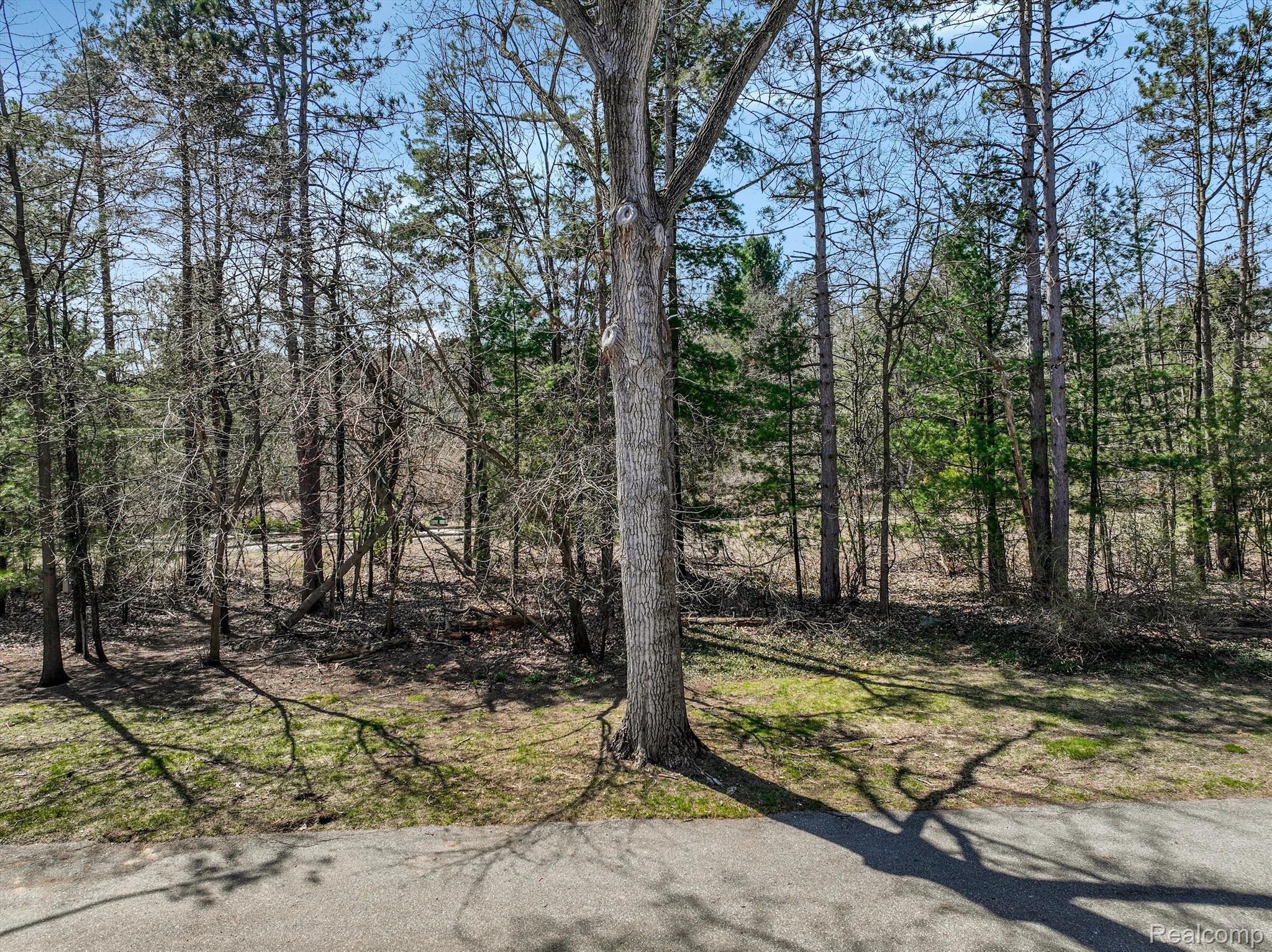1357 AUTUMN Lane