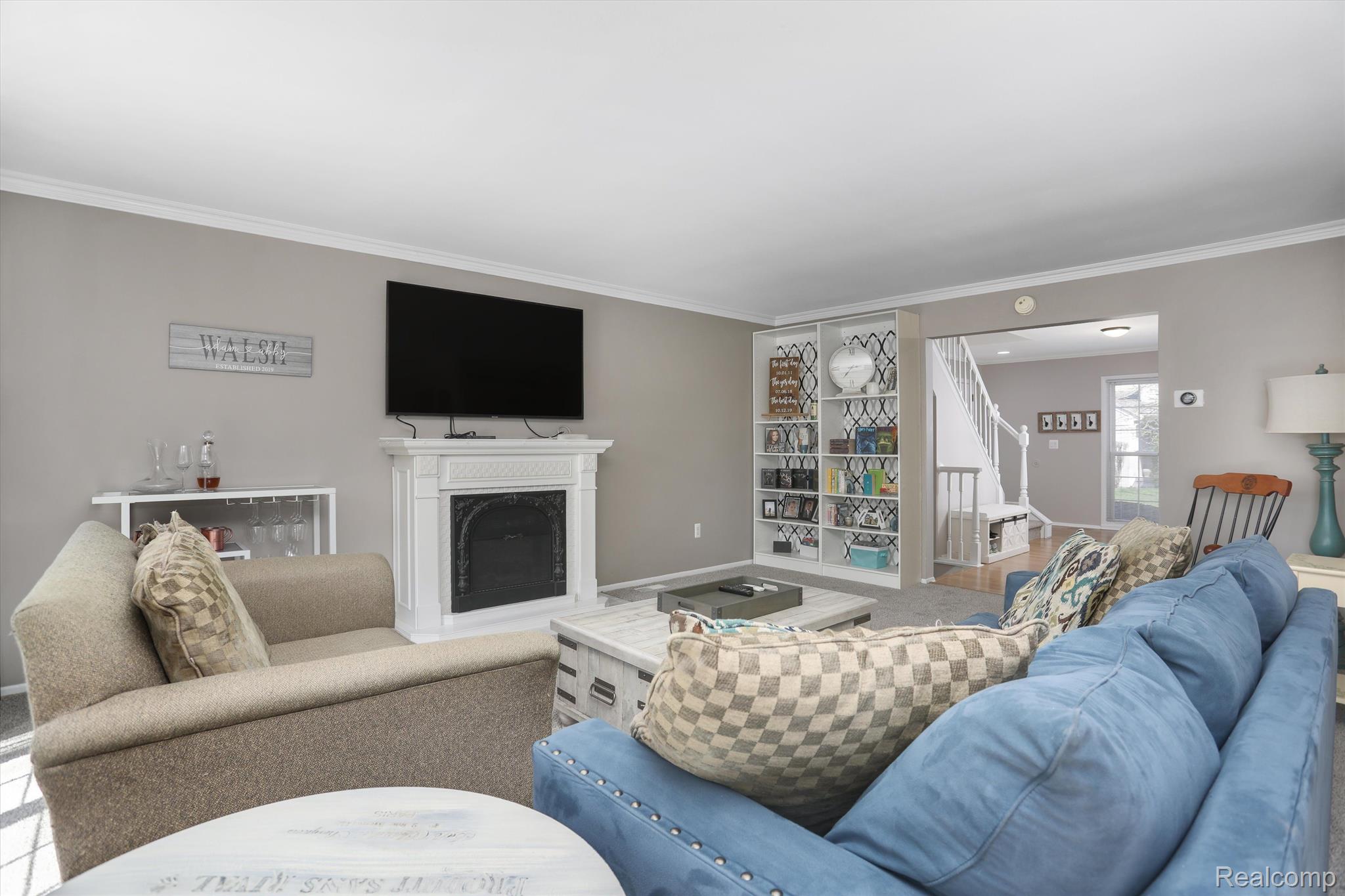 1357 AUTUMN Lane