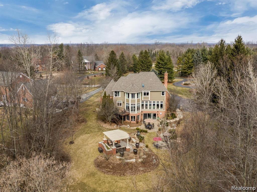 4555 VALLEY VIEW