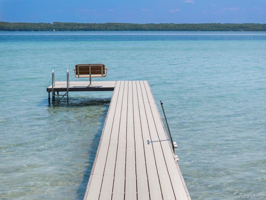 4037 N WEST TORCH LAKE Drive