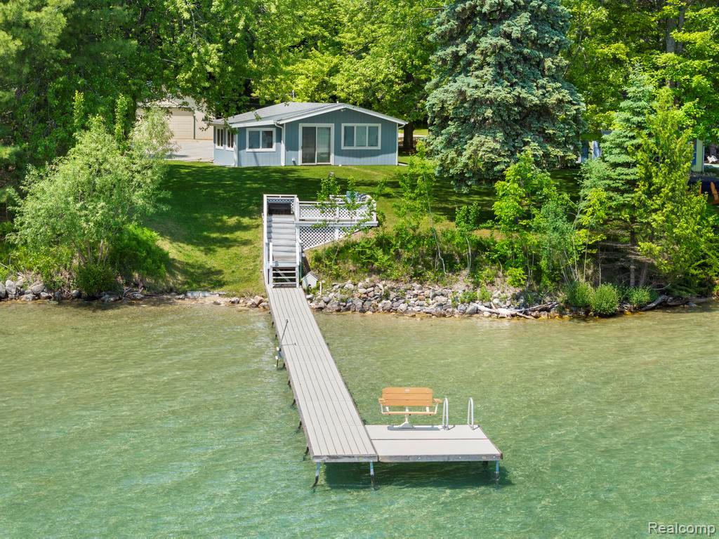 4037 N WEST TORCH LAKE Drive