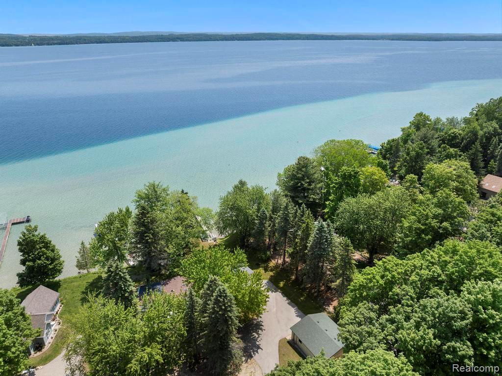 4037 N WEST TORCH LAKE Drive