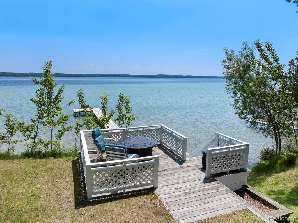 4037 N WEST TORCH LAKE Drive
