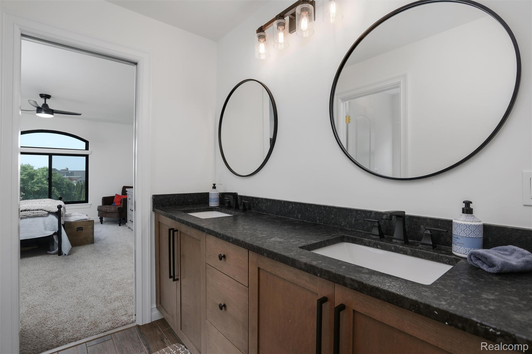 2584 Heights View Court