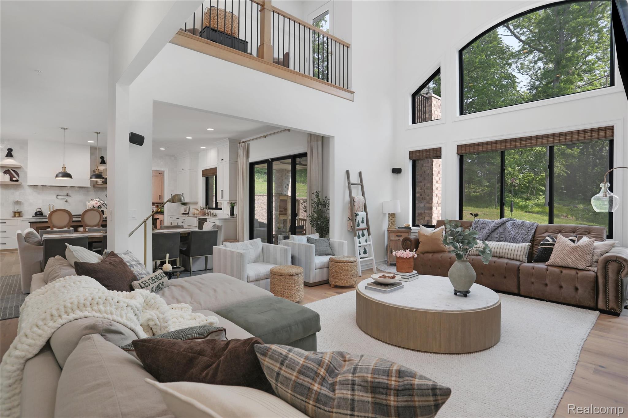 2584 Heights View Court
