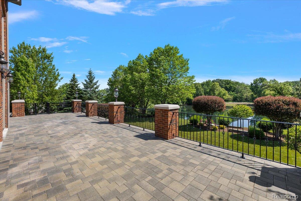 2848 Croftshire Court