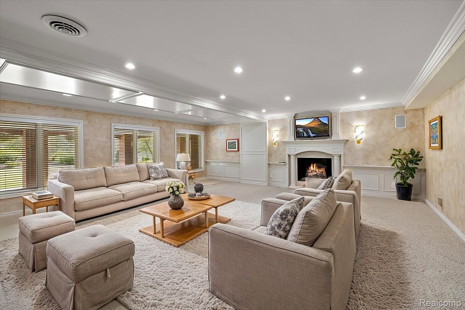 2848 Croftshire Court