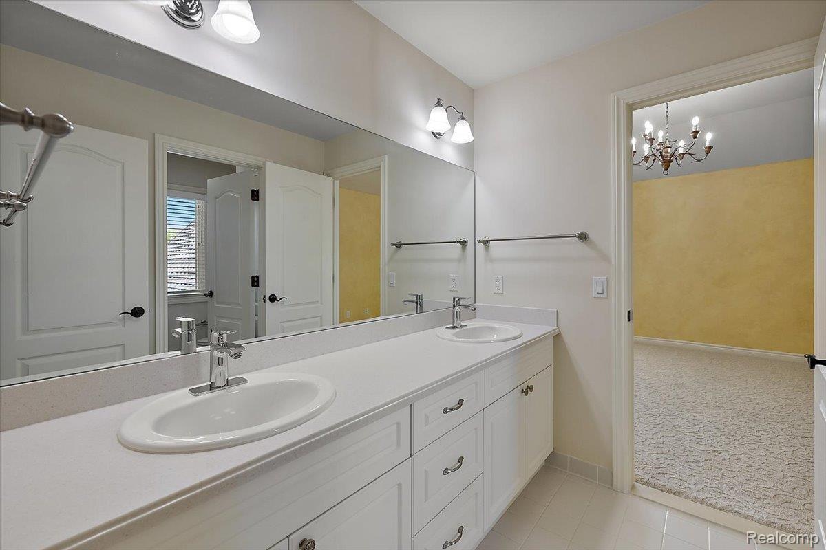 2848 Croftshire Court