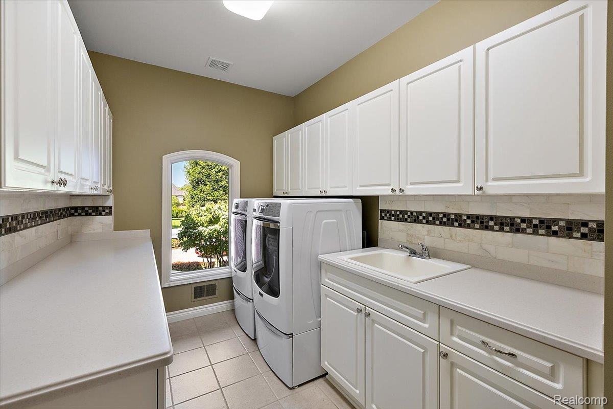 2848 Croftshire Court