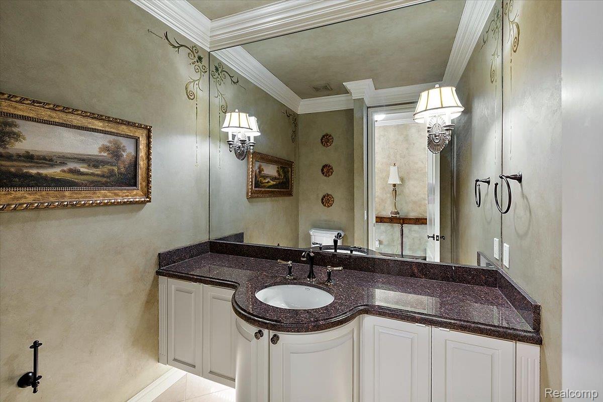2848 Croftshire Court