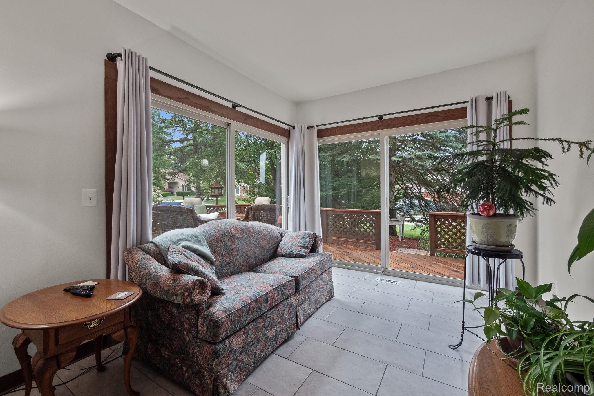 264 Stonetree Circle